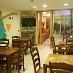Egali 호스텔 *