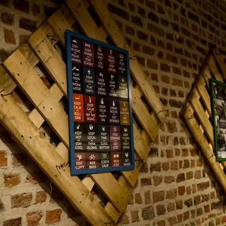 Хостел Egali *